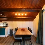 Chalet Four Seasons